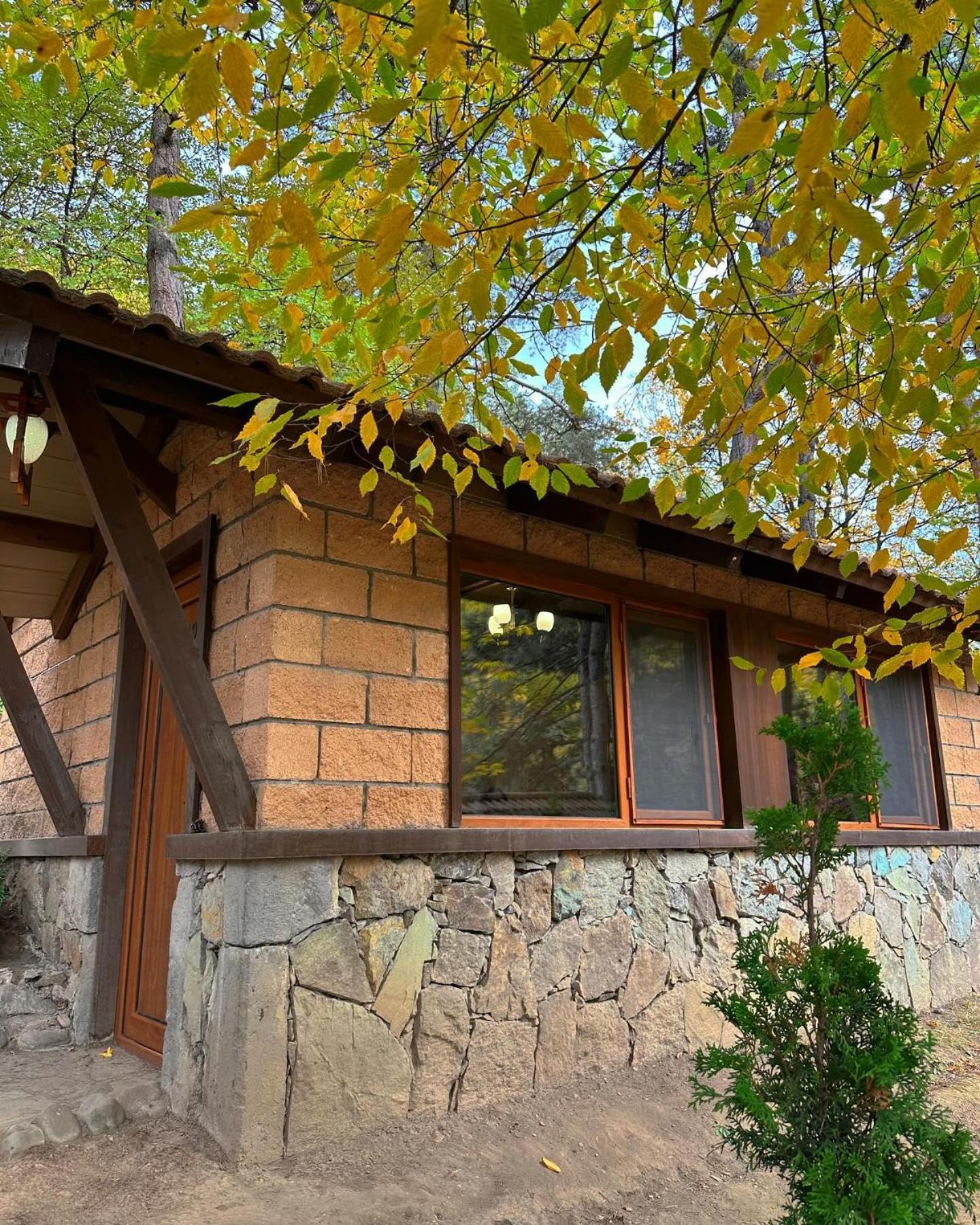 Haghartsin Hotel And Restaurant Dilijan Exterior foto
